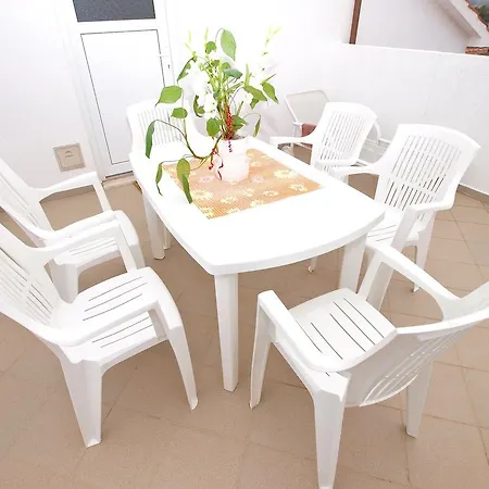 Dusanka 1300 Apartament