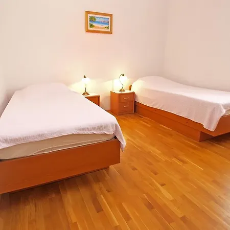 Dusanka 1300 Apartament