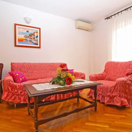 Apartment Dusanka 1300